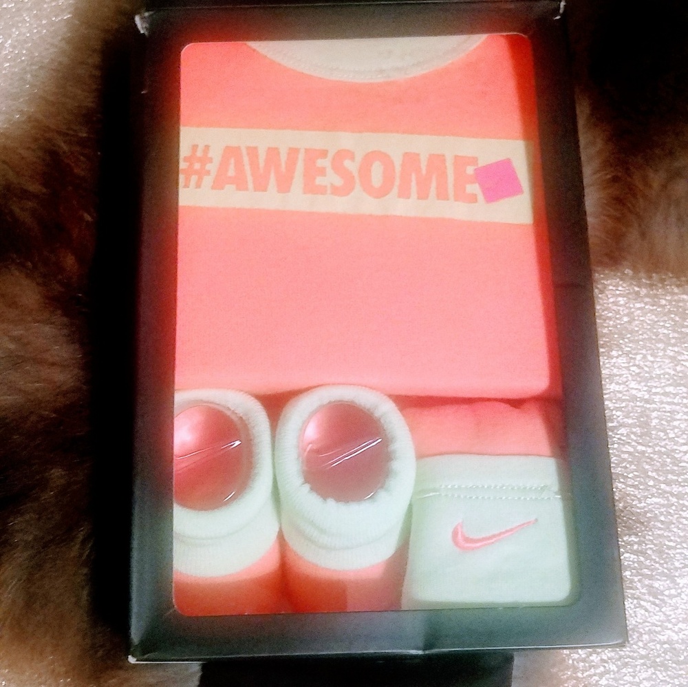 Nike Infant 3 piece set